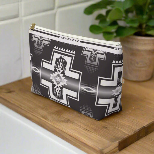Base Camp, Make Up Bag